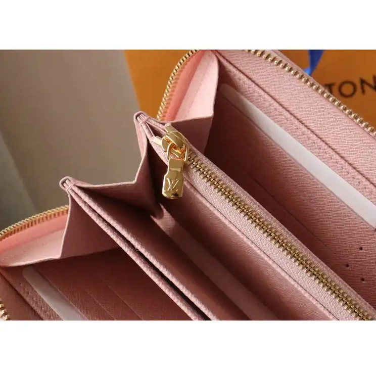 Fashionrepsfam ru LV Bag 2204DJ0036 0802